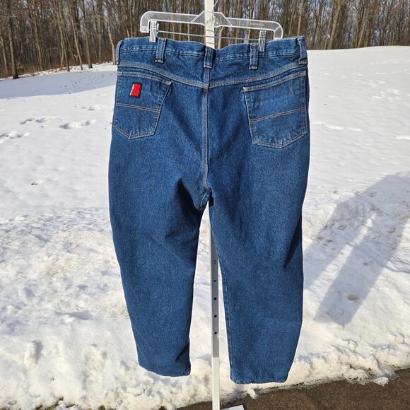 Wrangler Riggs Men's Jeans Black Quilted Fleece Lined  size 42x30 Workwear Farm - Picture 1 of 16